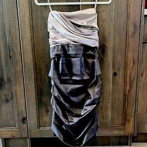 Le chateau size small strapless dress. Like new condition!